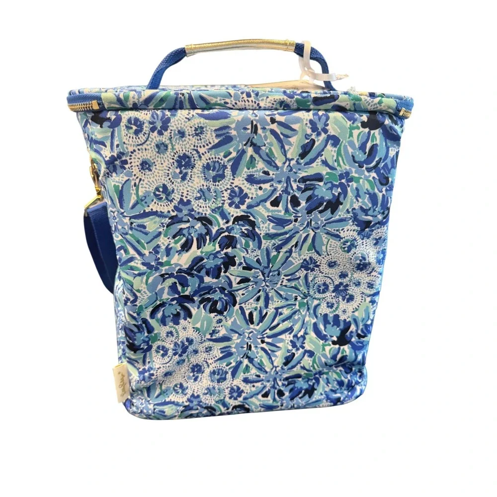 Lilly Pulitzer High Maintenance Wine Carrier Insulated Cooler Bag Blue Floral